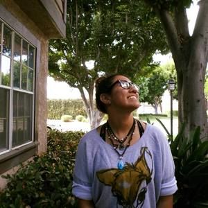 Meet your Posher, Alondra